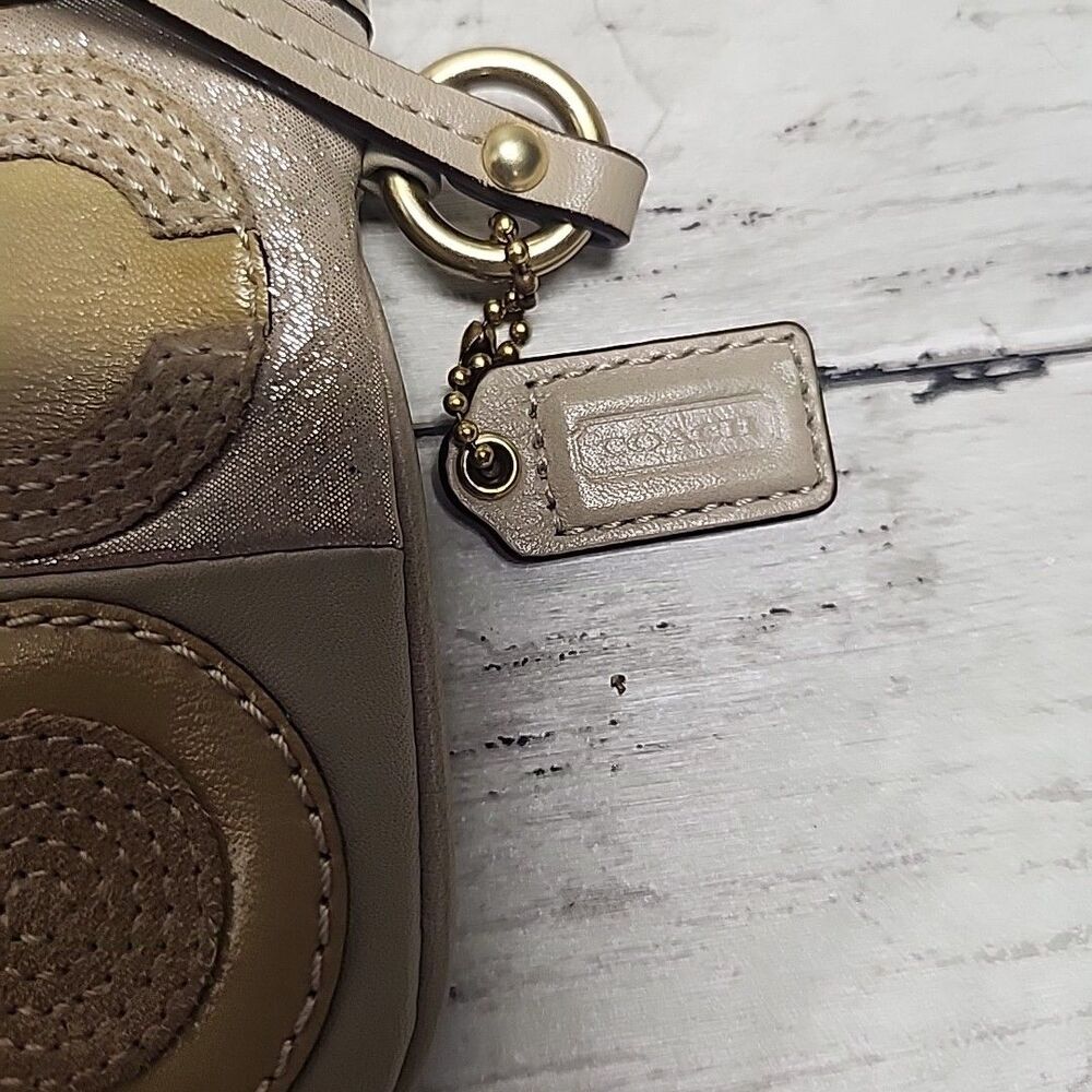 Coach Mia Suede Patent Leather Signature C Patchwork Neutral Colors Wristlet - Picture 4 of 8